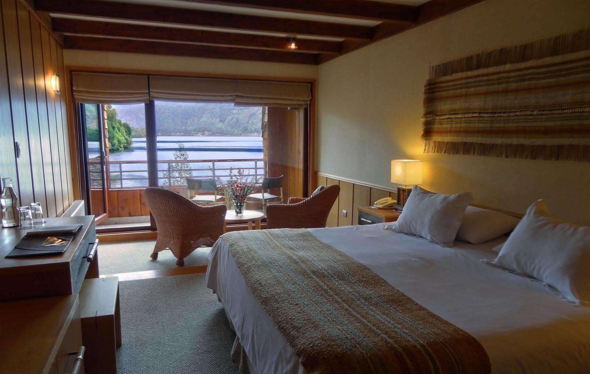 Puyuhuapi Lodge & Spa Kültér fotó